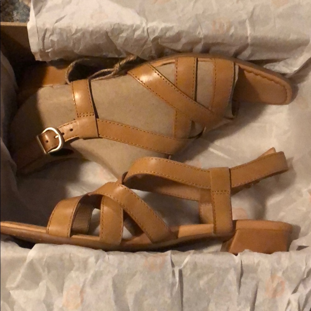Born Bouvet Easy Strappy Sandal